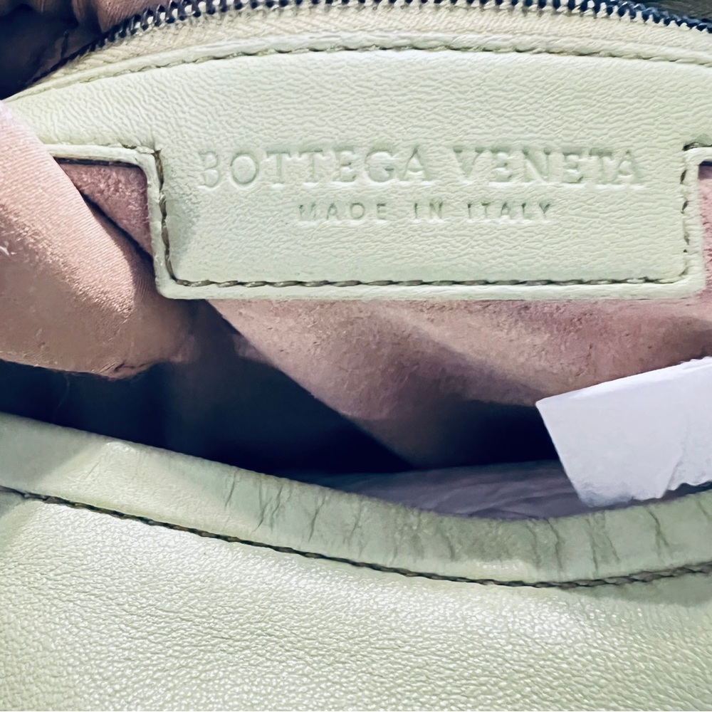 Bottega Veneta Green Textured Hobo Bag with dust bag. - Picture 9 of 14